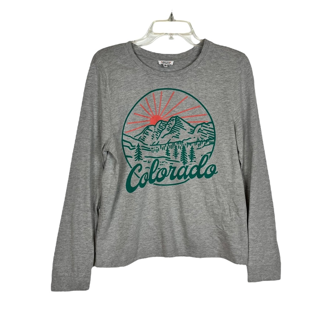 Messy Bun Just Chillin’ Colorado Graphic Long Sleeve Tee